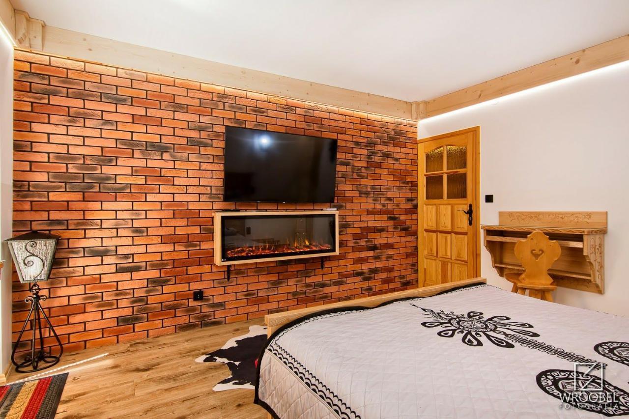 Apartament Zakopane Utrzymany W Stylu Goralskiej Chaty Luaran gambar