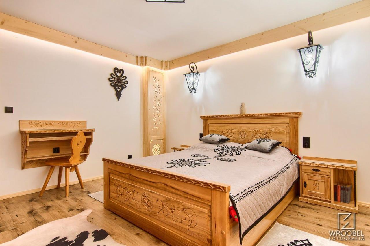Apartament Zakopane Utrzymany W Stylu Goralskiej Chaty Luaran gambar