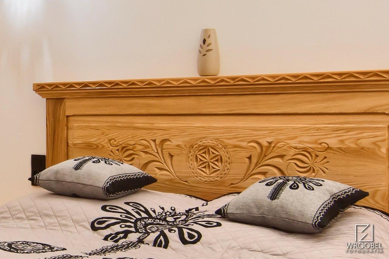 Apartament Zakopane Utrzymany W Stylu Goralskiej Chaty Luaran gambar